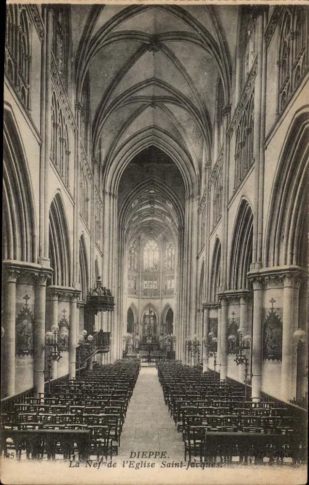 Dieppe — A Nef da Igreja de São Jacó — IMP. PHOL. NEURBIN E CIE. — PARIS - Frente