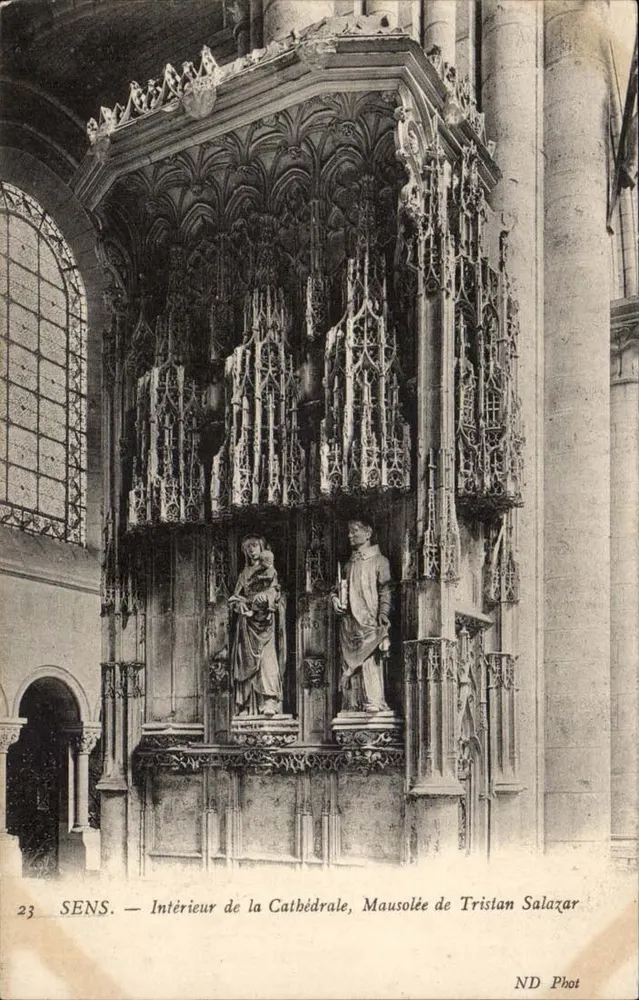 Sens — Innenansicht der Kathedrale, Mausoleum von Tristan Salazar — ND Phot - Vorderseite