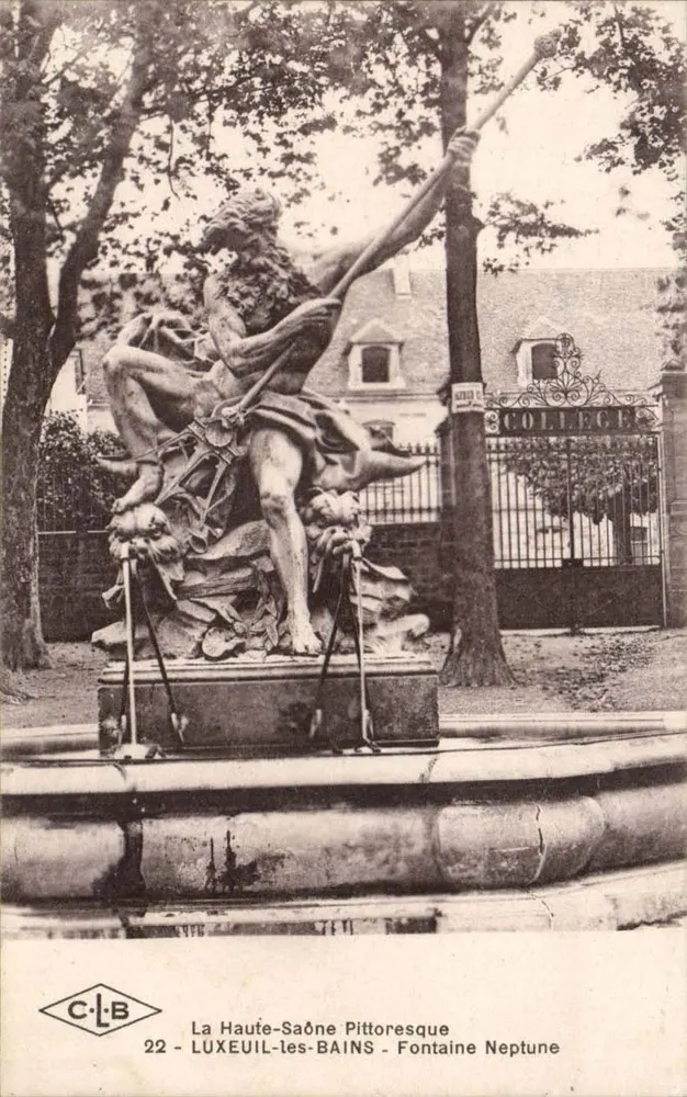 Luxeuil-les-Bains — Fontaine Netuno — C.L.B. 22 - Frente