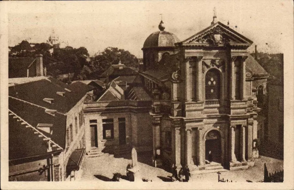 Lisieux (Calvados) — O Carmelo e a Basílica — Edições Artísticas do Oeste - Frente