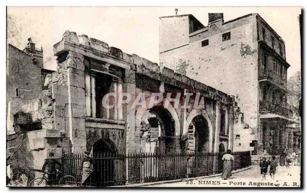 Nîmes — Porta Auguste — A. R. n°25 - Frente