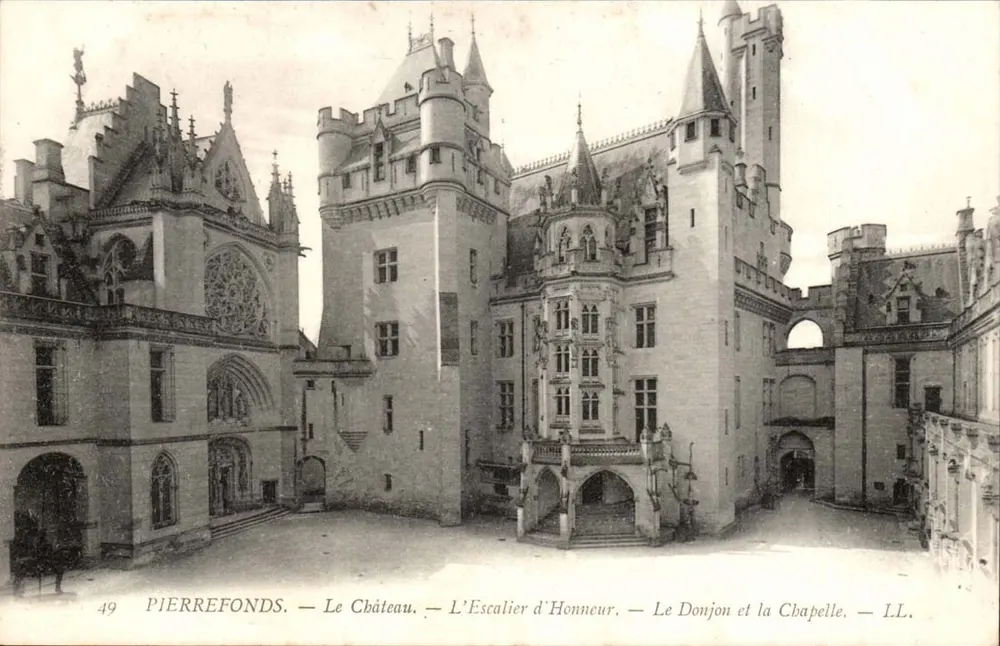 PierreFonds — Das Schloss, Die Ehrenstiege, Der Bergfried und die Kapelle — LL. — n°49 - Vorderseite
