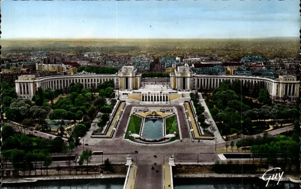 Visão geral do parque de Chaillot — Paris — Éditions d'art Guy - Frente