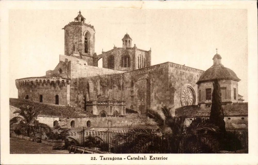 Tarragona - Kathedrale: Äußeres — äußere Ansicht der Kathedrale — HUECOGRABADO - BARCELONA, n°22 - Vorderseite