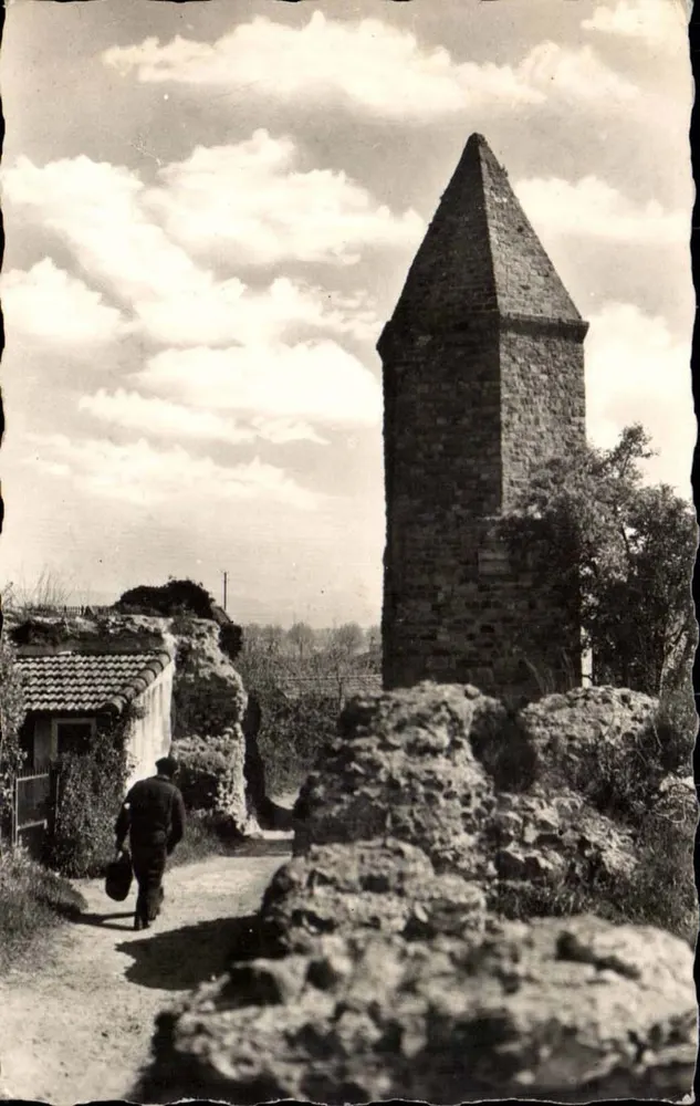 A Lanterna de Auguste — Fréjus — Edições A. Tomas, Ajaccio - Frente