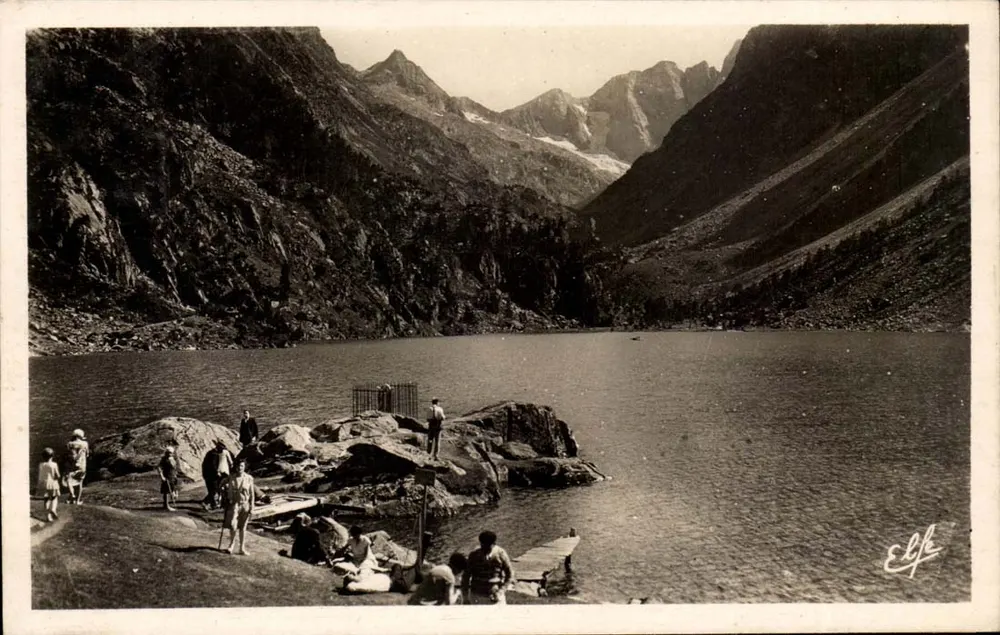 Lago de Gaube — Cauterets (Hautes-Pyrénées) — Editor: Les Éditions Labouche Frères - Frente