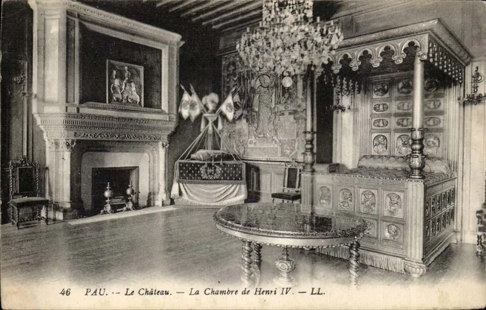 Pau. — Das Schloss. — Das Zimmer von Henri IV. — LL. — Nr. 46 - Vorderseite