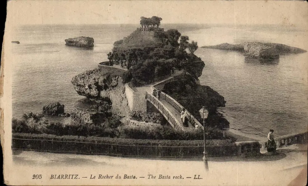 Biarritz — O Rocher du Basta — LL. — n° 205 - Frente