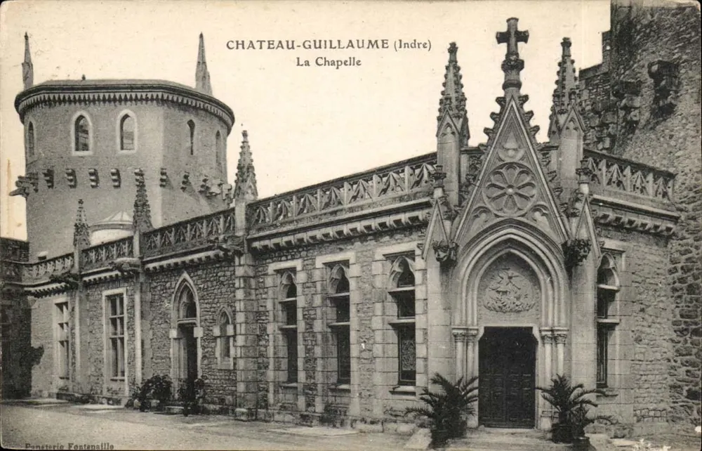 Castelo de Guillaume (Indre) — A Capela — Poneterie Fontenaille - Frente