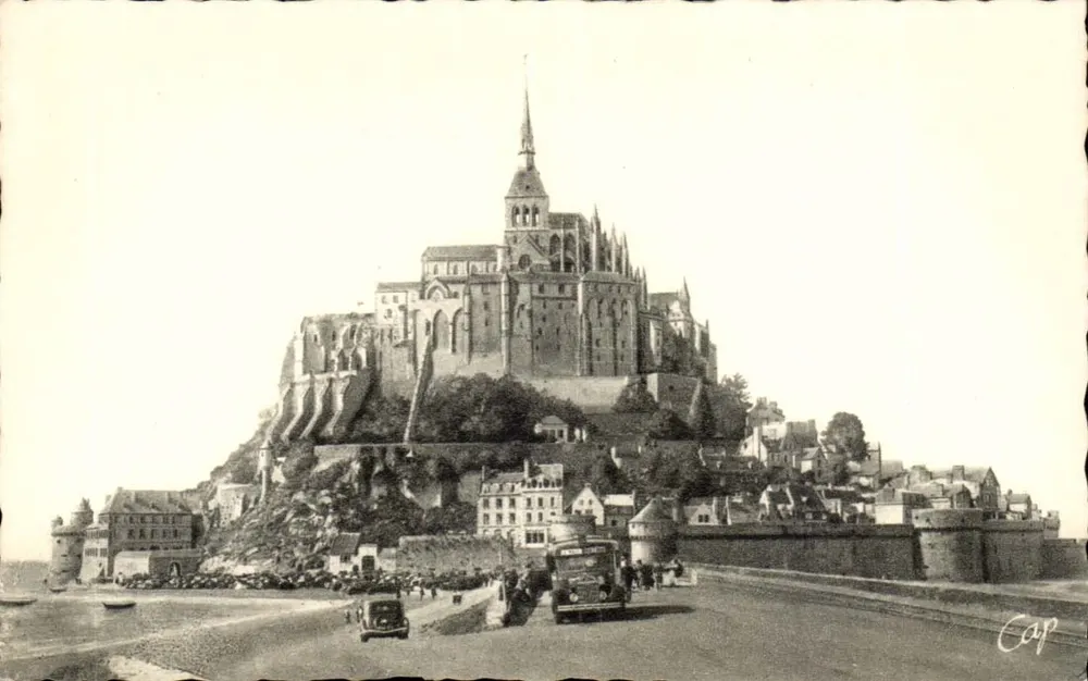 Mont-Saint-Michel — Ansicht vom Digue — Cie des Arts Photographiques, Paris - Vorderseite