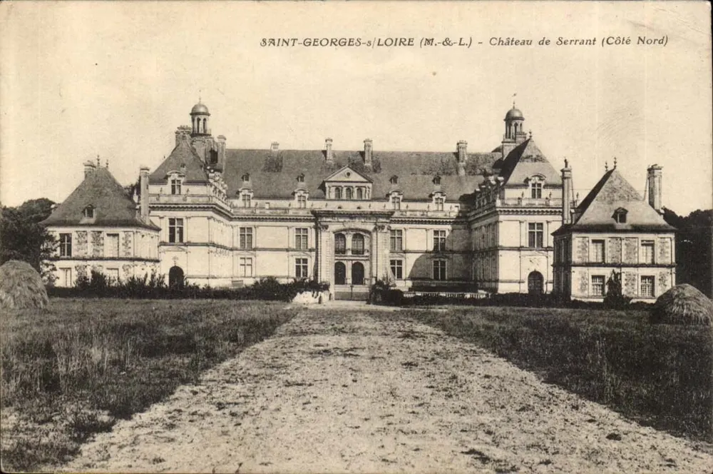 Saint-Georges-sur-Loire — Schloss Serrant (Nordseite) - Vorderseite