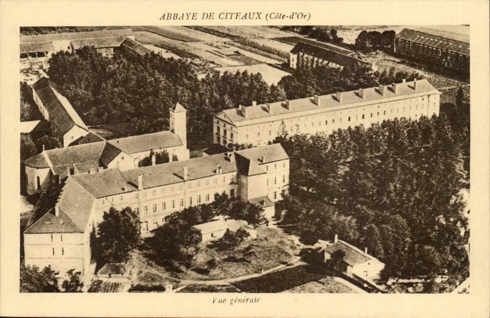 Abadia de Cîteaux (Côte-d'Or) — Visão geral - Frente