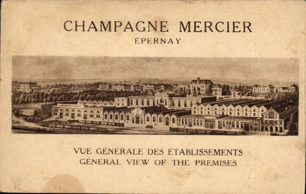 Champagne Mercier — Épernay — Allgemeiner Blick auf die Einrichtungen - Vorderseite