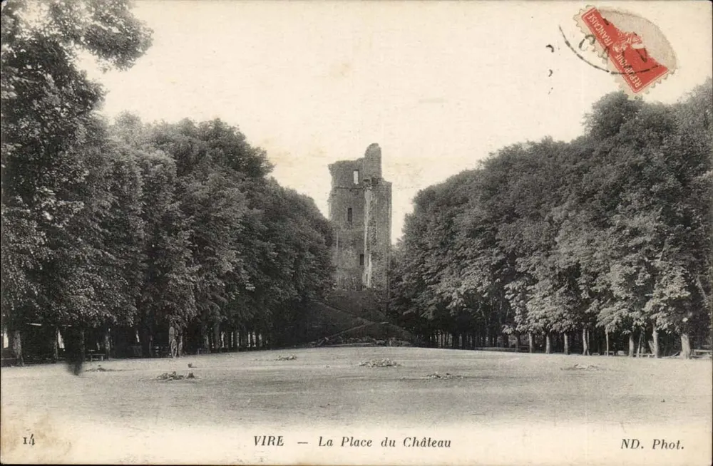 VIRE — A Place do Castelo — ND. Fot. - Frente