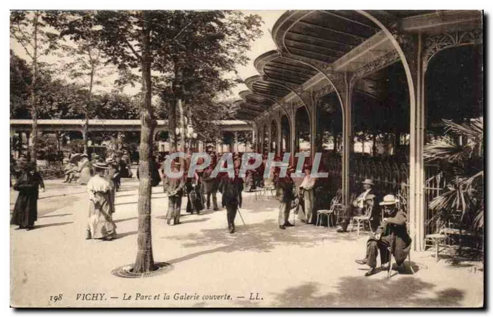 Vichy — Der Park und die überdachte Galerie — LL. - Vorderseite
