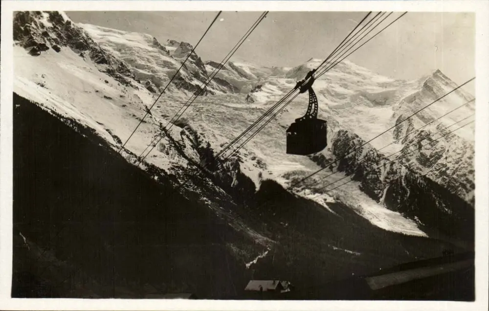 Chamonix — Seilbahn Plampraz-Le Brévent — Ansicht des Mont-Blanc, LL. - Vorderseite
