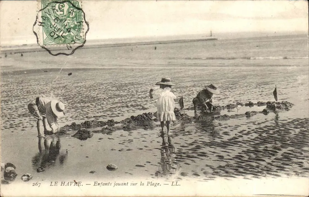 Le Havre — Kinder, die am Strand spielen — LL. n°267 - Vorderseite