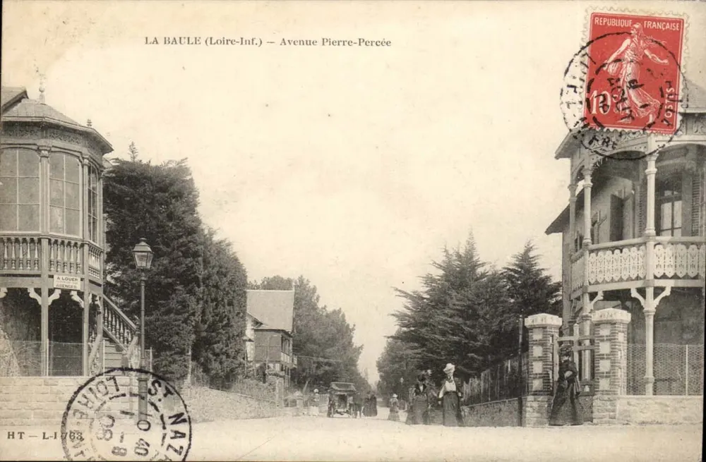 La Baule (Loire-Inf.) — Avenida Pierre-Percée — A. Louen - Frente