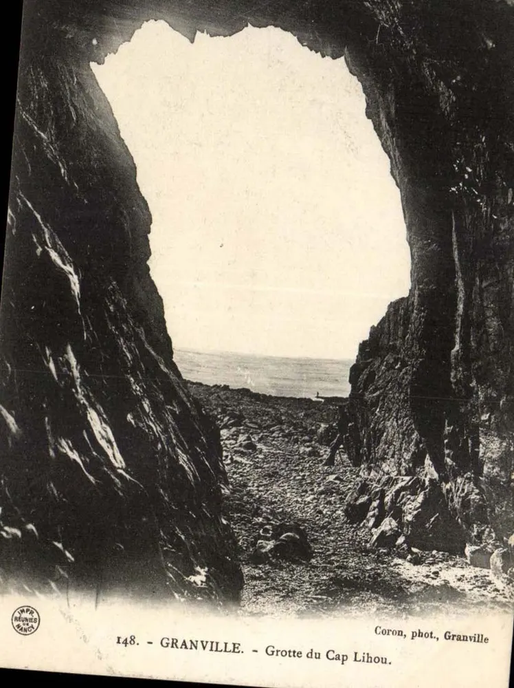 Gruta do Cap Lihou — Granville — Coron, fot., Granville - Frente