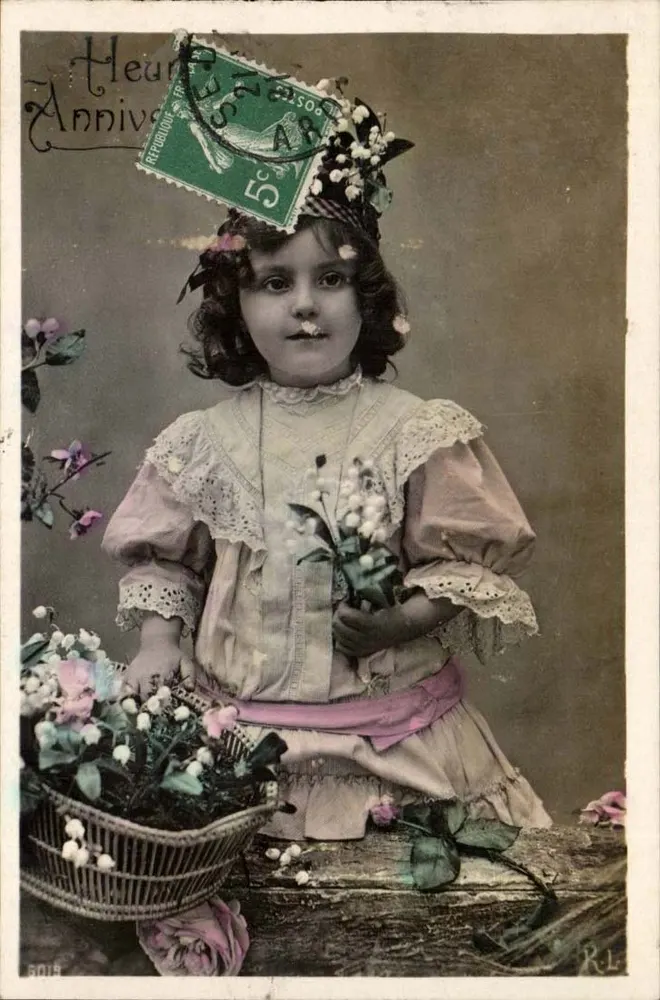 Mädchen in Seidenkleid — Geburtstag — R.L. (Nr. 5019) - Vorderseite