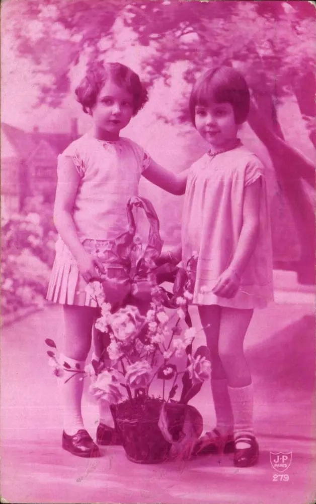 Zwei junge Mädchen — Garten — J.P. PARIS 279 - Vorderseite