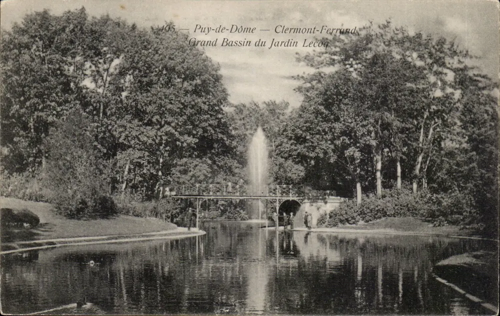 Großer Bassin des Lecoq-Gartens — Puy-de-Dôme — Clermont-Ferrand - Vorderseite