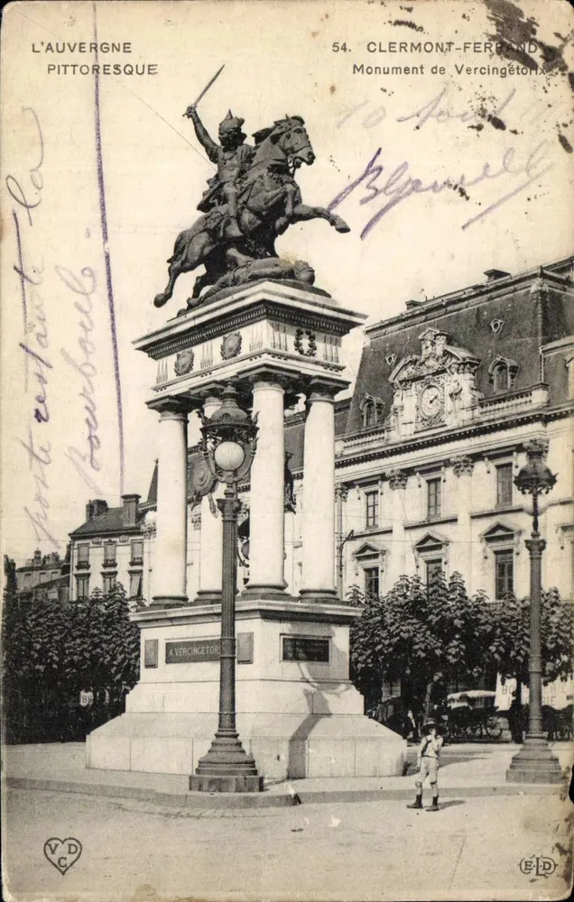 Clermont-Ferrand — Monument de Vercingétorix — A Auvergne Pittoresque, n°54 - Frente