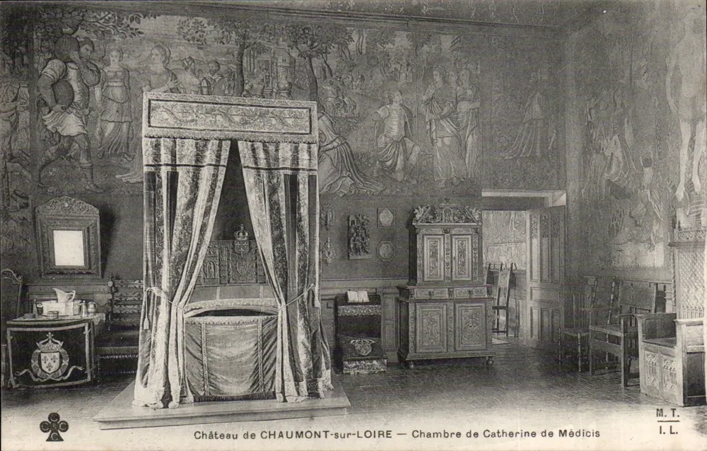 Schloss Chaumont-sur-Loire — Zimmer von Catherine de Médicis — M.T. I.L. - Vorderseite