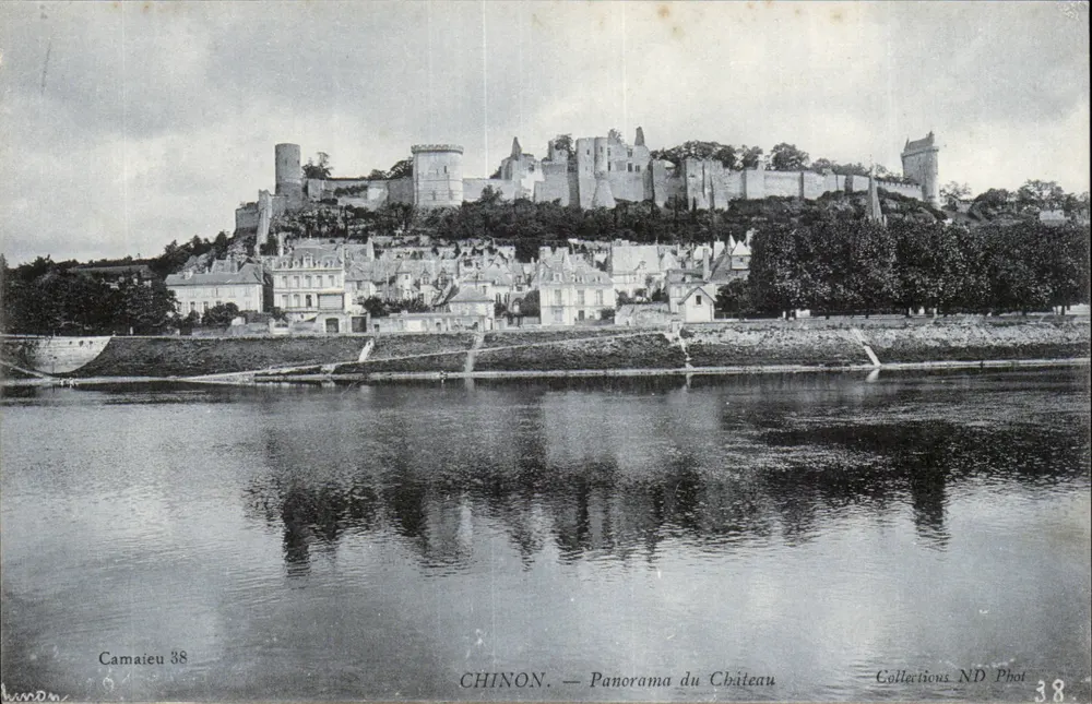 Chinon — Panorama do Castelo — Collections ND Phot 38 - Frente
