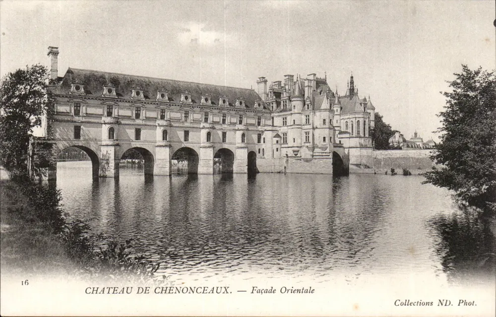 Castelo de Chenonceaux — Facha Oriental — Collections ND. Fot. n°16 - Frente