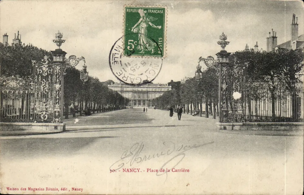 NANCY - Place de la Carrière — Maison des Magasins Réunis, édit, Nancy - Frente
