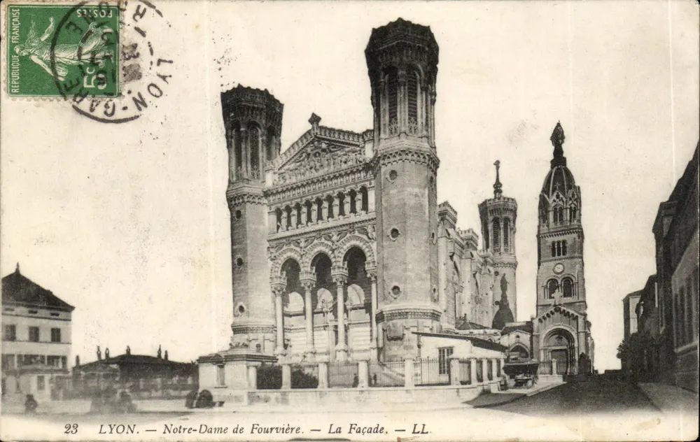 LYON — Nossa Senhora de Fourvière — A Facha — LL - Frente