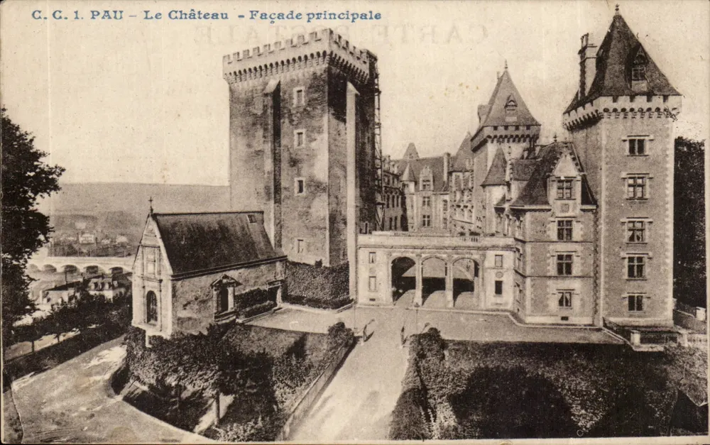 Pau - O Castelo - Fachada principal — C.C. 1 — Carrache, Pau - Frente