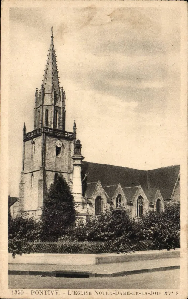 Pontivy - Kirche Notre-Dame-de-la-Joie, 15. Jahrhundert - Vorderseite