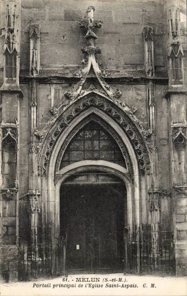 Hauptportal der Kirche Saint-Aspais — Melun (S.-et-M.) — C. M. n°64 - Vorderseite