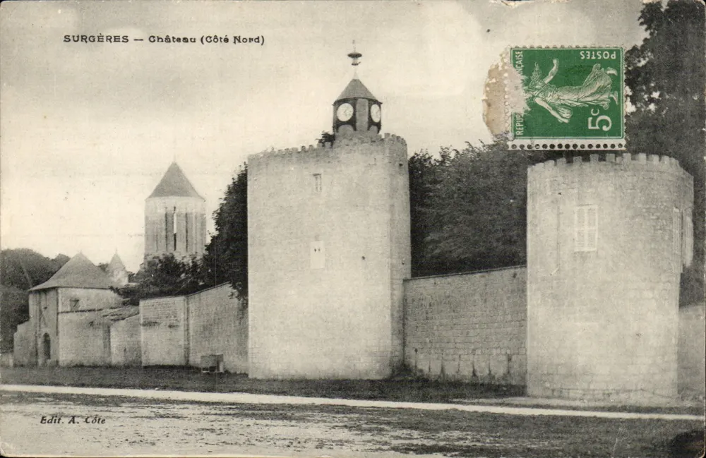 Surgères — Castello (Lato Nord) — Edit. A. Côte - Recto