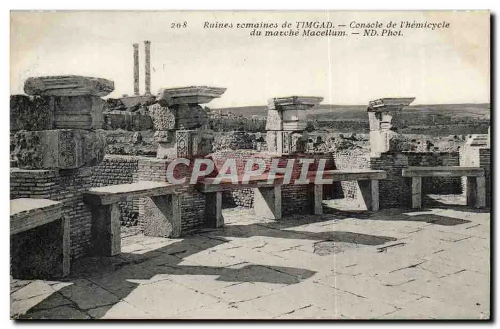 Römische Ruinen von TIMGAD — Konsole des Halbkreises — ND. Phot. - Vorderseite