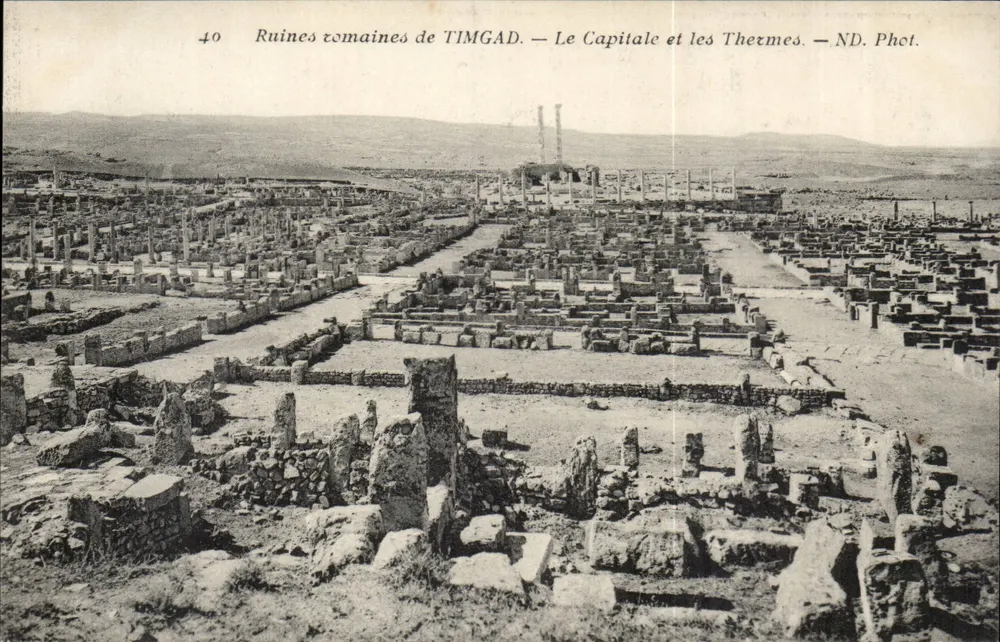 Römische Ruinen von TIMGAD — Das Kapitol und die Thermen — ND. Fotografie - Vorderseite