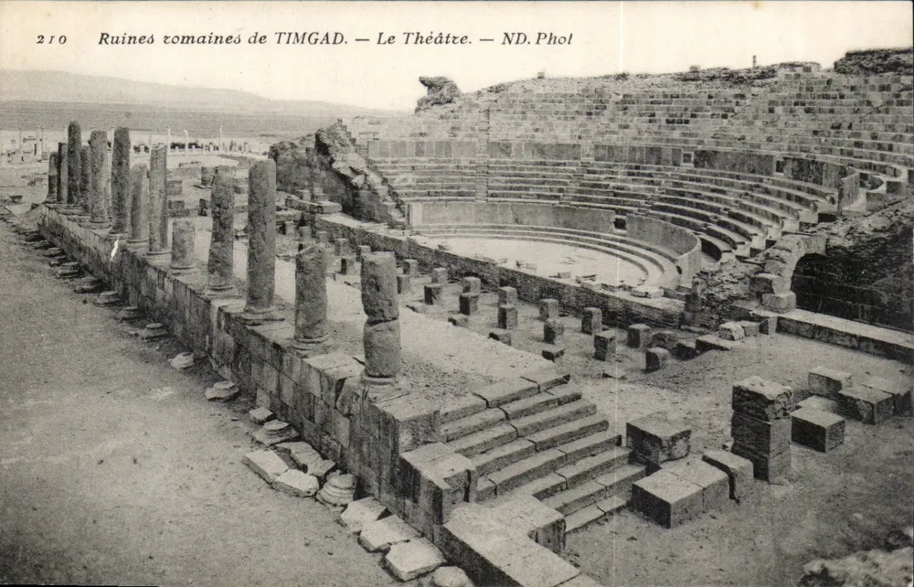 Römische Ruinen von TIMGAD — Das Theater — ND. Phol - Vorderseite