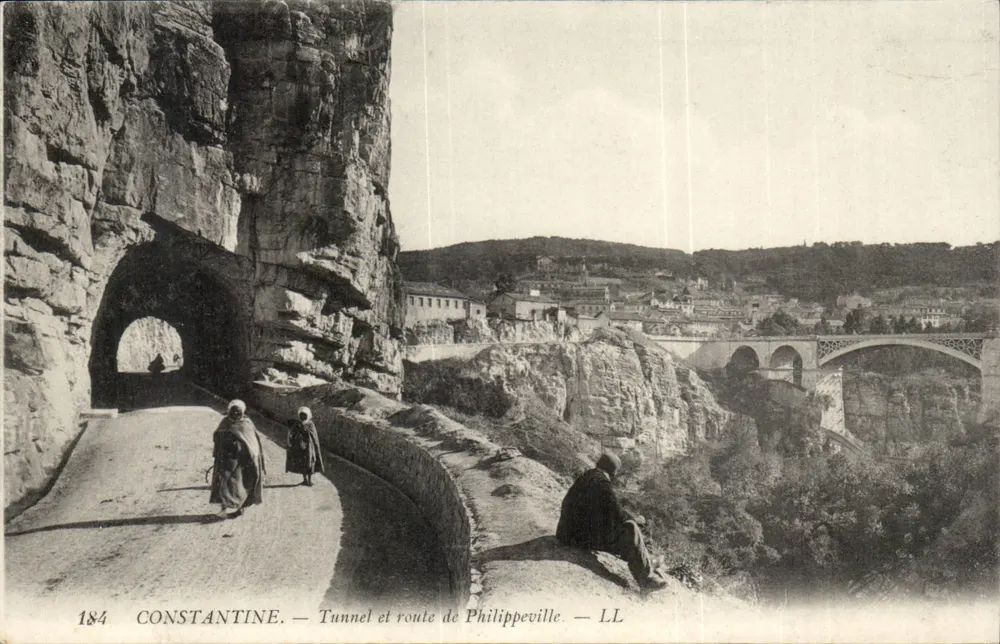Constantina — Tunel e estrada de Philippeville — LL - Frente