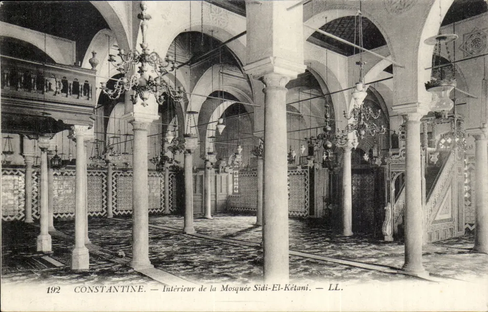 Constantine — Innenraum der Moschee Sidi-El-Kétani — LL. - Vorderseite
