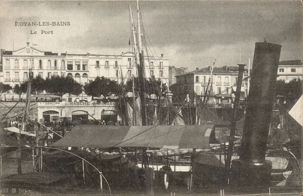Foyan-les-Bains — O Porto — C.T. Maritime - Frente