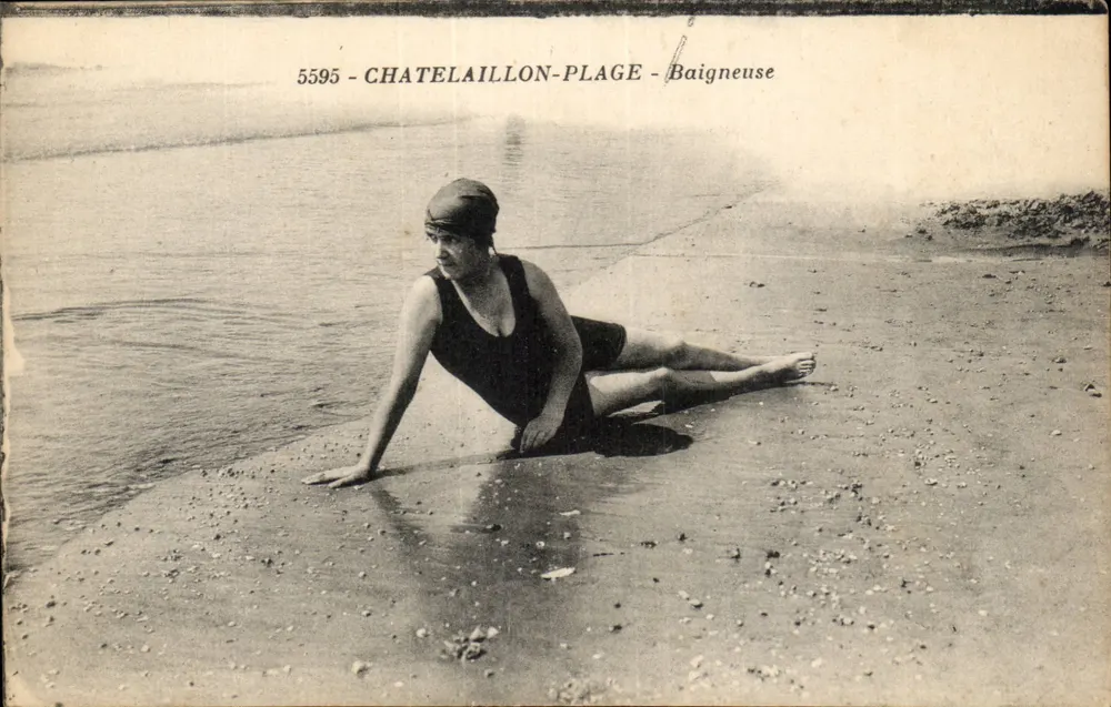 Châtelaillyon-Plage — Banhista — R. Bergevin, editor La Rochelle - Frente