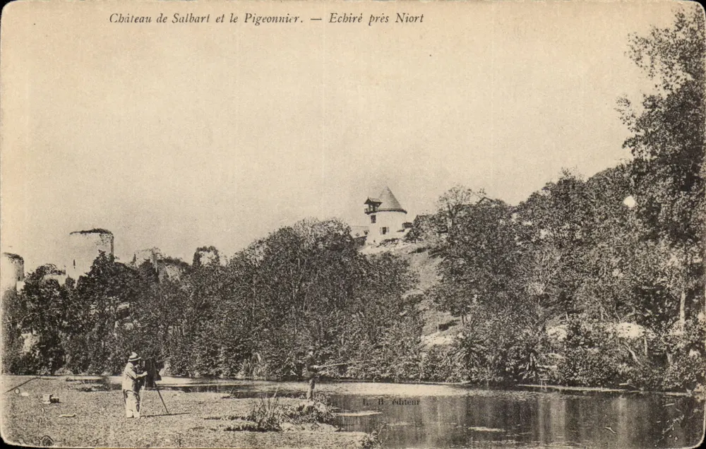 Schloss Salbart und der Taubenschlag — Ecbiré bei Niort - Vorderseite
