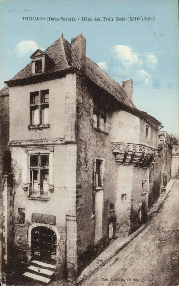 Thouars (Deux-Sèvres) — Hotel dos Três Reis (século XIII) — Edit. Costille, Thouars (D.-S.) - Frente