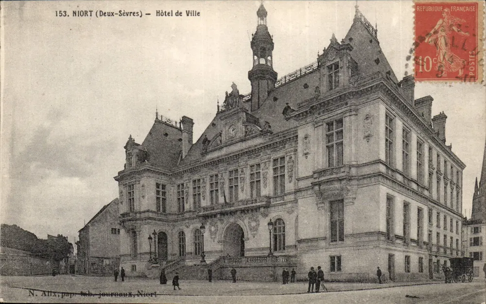 Niort (Deux-Sèvres) — Hotel de Ville — N. Allix, papel. Jornais, Niort - Frente