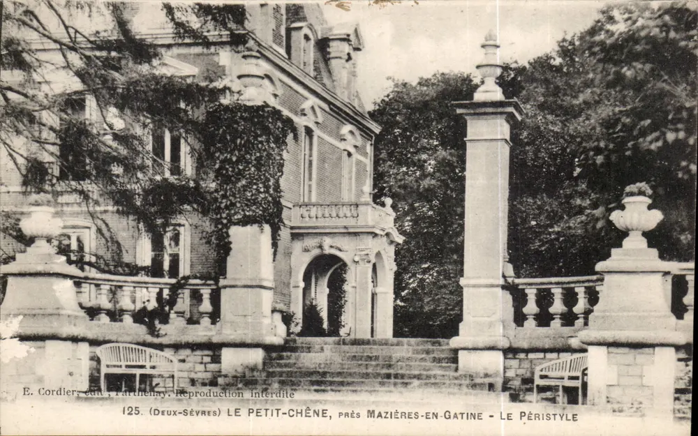 Le Petit-Chêne, in der Nähe von Mazières-en-Gatine — Das Peristyl — E. Cordier, Verleger, Parthenay - Vorderseite