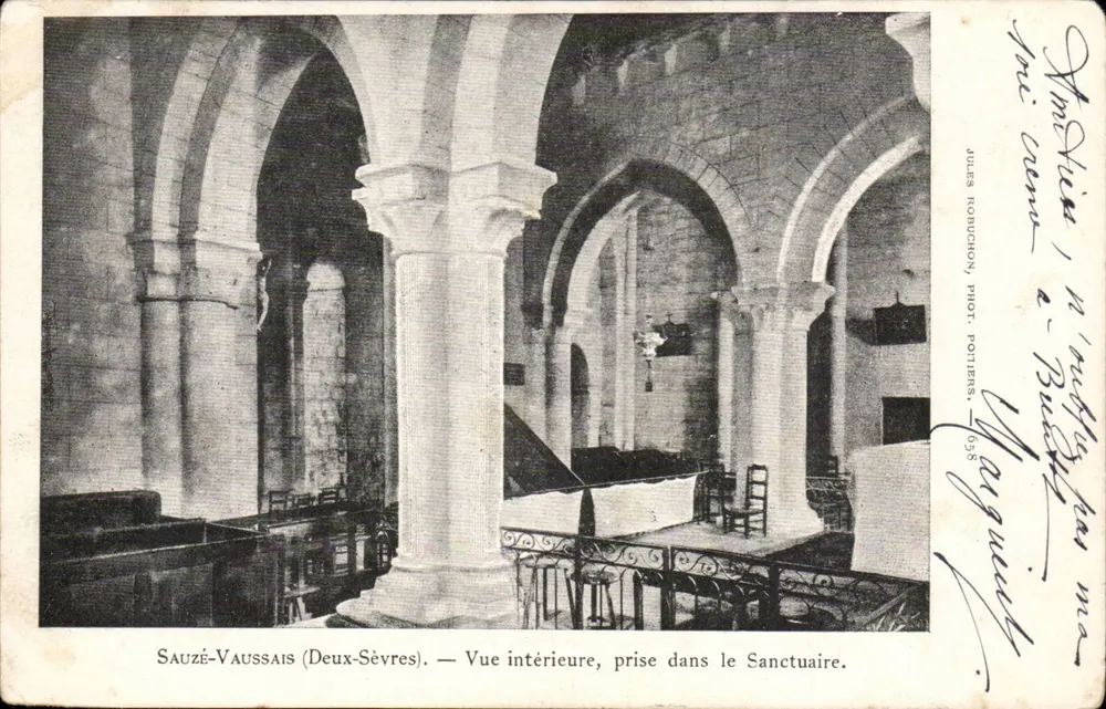 Sauzé-Vaussais (Deux-Sèvres) — Innere Ansicht vom Heiligtum — Jules Ronchon, phot. Pottiers, n° 658 - Vorderseite