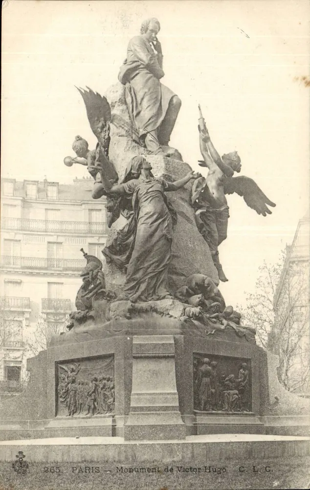 Monumento de Victor Hugo — Paris — C. L. C. n° 265 - Frente