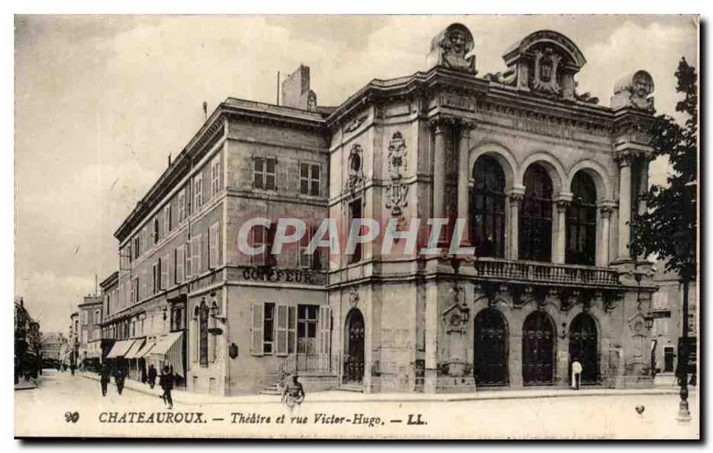 Châteauroux — Theater und Straße Victor-Hugo — LL. - Vorderseite